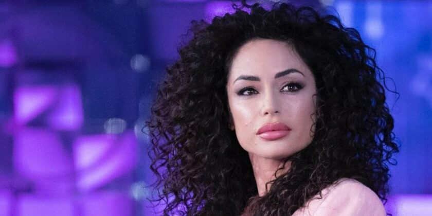 Avere i capelli come quelli di Raffaella Fico-foto da Instagram