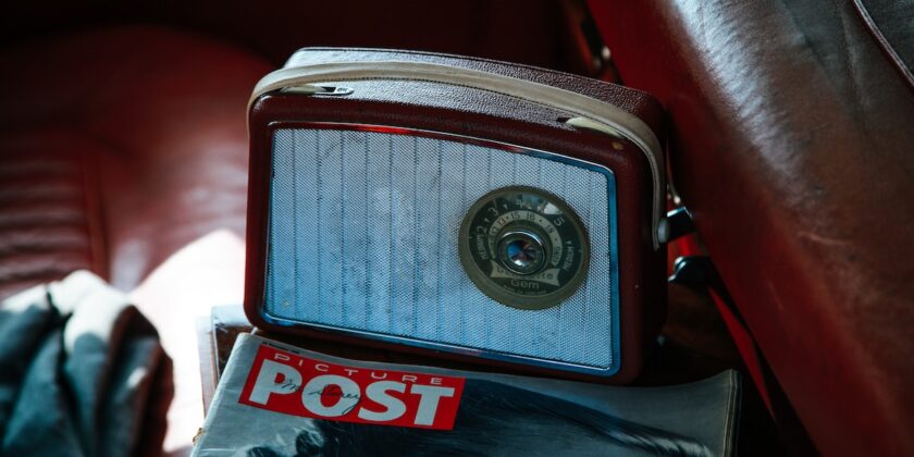 Avete una radio d’epoca ereditata dai nonni