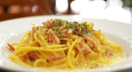 Basta alla carbonara con la ricetta originale-proiezionidiborsa.it