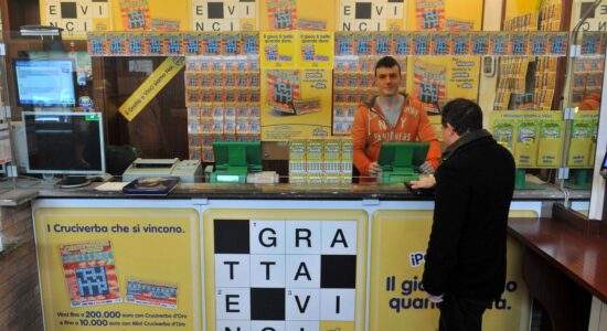Come aumentare la probabilità di vincere col Gratta e Vinci-proiezionidiborsa.it
