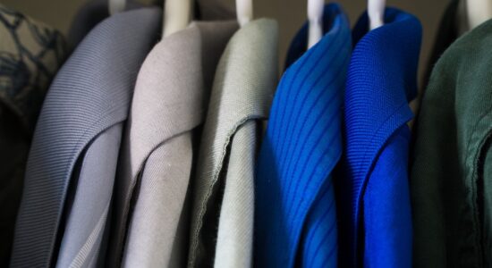 Come indossare il cappotto bianco-proiezionidiborsa.it
