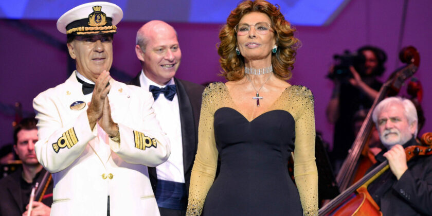 Evitare la pancetta e l’aumento del girovita, ecco i segreti di Sofia Loren