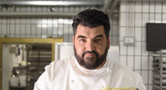 Il segreto per spaghetti aglio olio e peperoncino cremosissimi, falli come Chef Cannavacciuolo