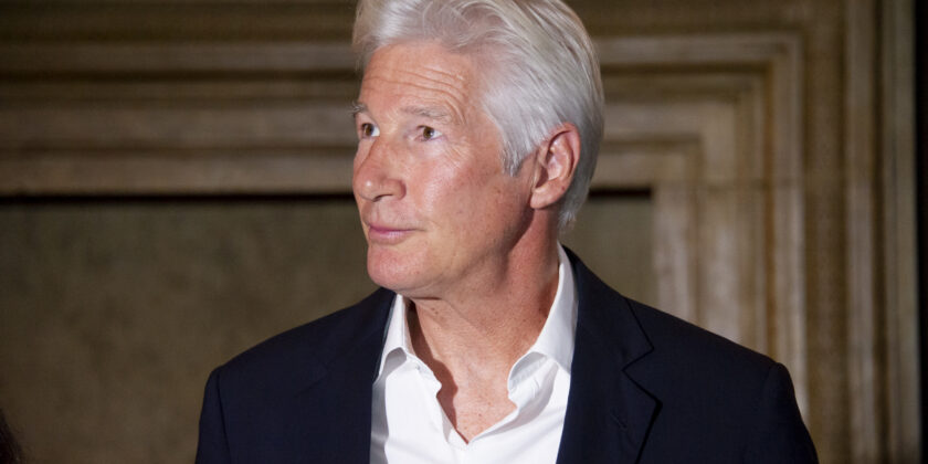 Mal di testa e forte stanchezza sono sintomi di questa malattia che colpisce anche Richard Gere-proiezionidiborsa.it