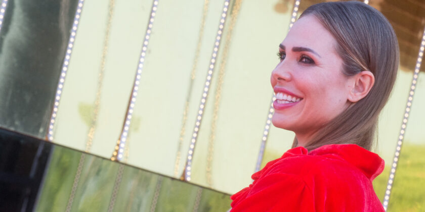 Pancia piatta, glutei sodi e vita stretta anche a 40 anni, ecco gli esercizi di Ilary Blasi
