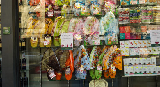 Perché a Pasqua si mangia la colomba e l’uovo di cioccolato