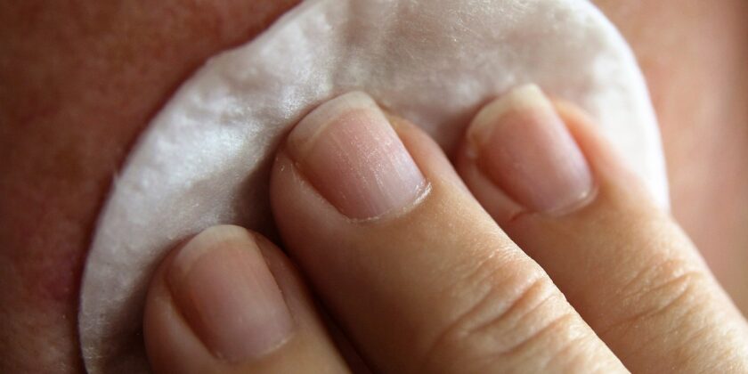 Perché è importante fare la skincare tutti i giorni-proiezionidiborsa.it