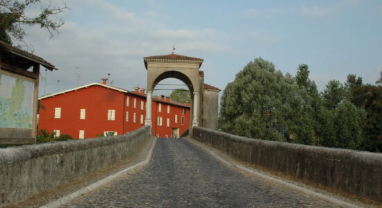 Ponte di Pontenove-Bedizzole-foto da wikipedia