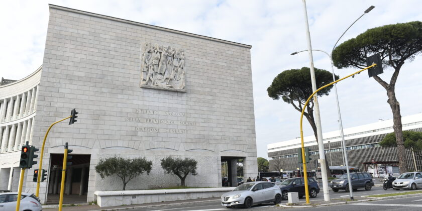 Prenderà uno stipendio più alto chi rinuncia alla pensione anticipata-sede INPS-proiezionidiborsa.it