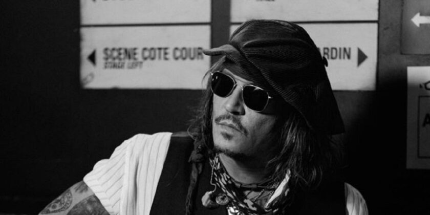Quante docce fanno alla settimana Brad Pitt e Johnny Depp-Johnny Depp-profilo Instagram
