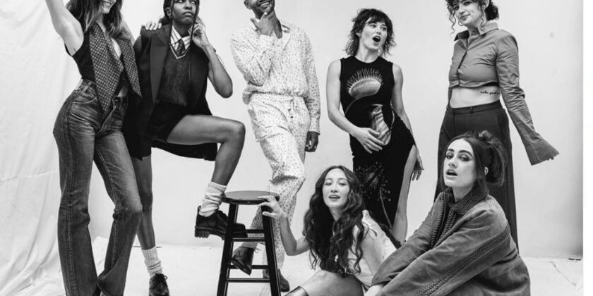 Questo abbinamento retrò di Kaia Gerber