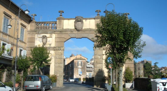 Ronciglione-Porta-Romana-foto da wikipedia