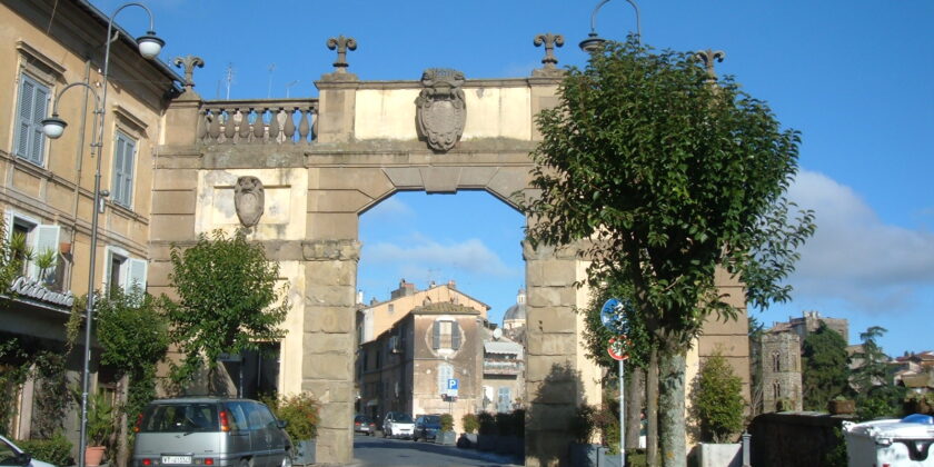 Ronciglione-Porta-Romana-foto da wikipedia