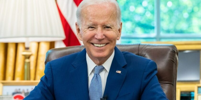 Scorregge continue che puzzano: ecco la dieta consigliata a Joe Biden