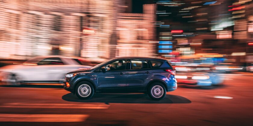 Se hai un’auto pagherai fino a 1.682 euro di multa
