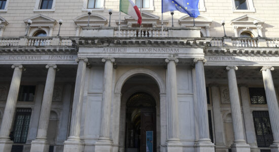 Stangata in arrivo per i pensionati che si sono trasferiti all'estero per evitare di pagare le tasse-Sede INPS