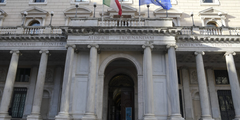 Stangata in arrivo per i pensionati che si sono trasferiti all'estero per evitare di pagare le tasse-Sede INPS