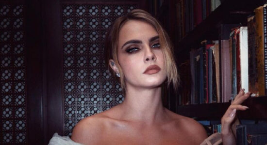 Un taglio comodo e sbarazzino adatto anche a 40 anni, prova quello di Cara Delevingne
