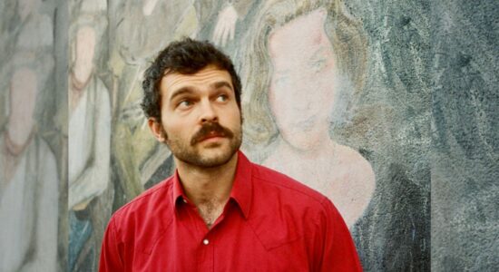 Alden Ehrenreich ci dice perché è importante stare lontano dai social-foto da Instagram