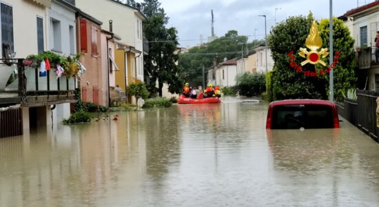 Allerta meteo, alluvioni e piogge torrenziali-proiezionidiborsa.it