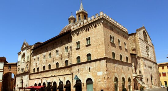 In una ex chiesa di Foligno si nasconde un capolavoro d'arte-proiezionidiborsa.it