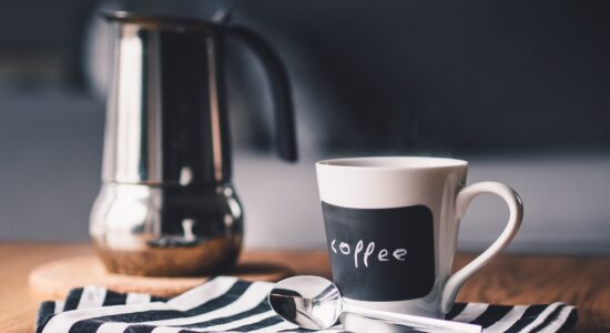 Bere il caffè amaro o zuccherato-proiezionidiborsa.it
