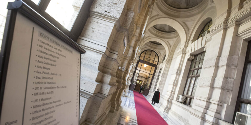 Butta le cartelle esattoriali Equitalia e la Cassazione gli dà ragione-Sede Corte di Cassazione-proiezionidiborsa.it
