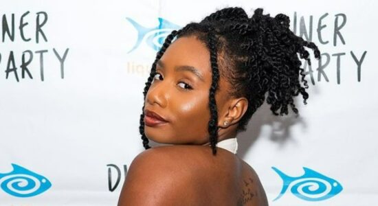 Capelli ricci afro donna come Imani Hakim
