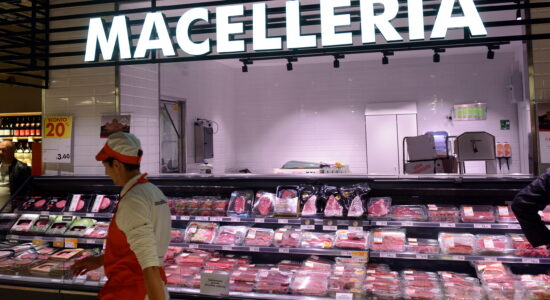 Chi produce davvero la carne dei discount-proiezionidiborsa.it