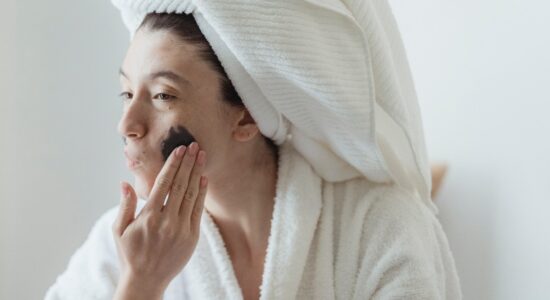 Come rassodare un viso cadente