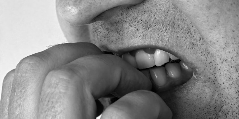 Come smettere di mangiare le unghie-proiezionidiborsa.it