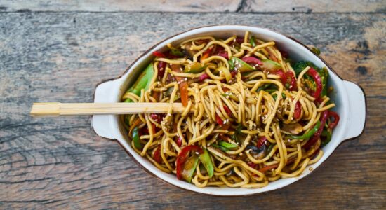 La pasta ideale per una pancia piatta in poco tempo è giapponese