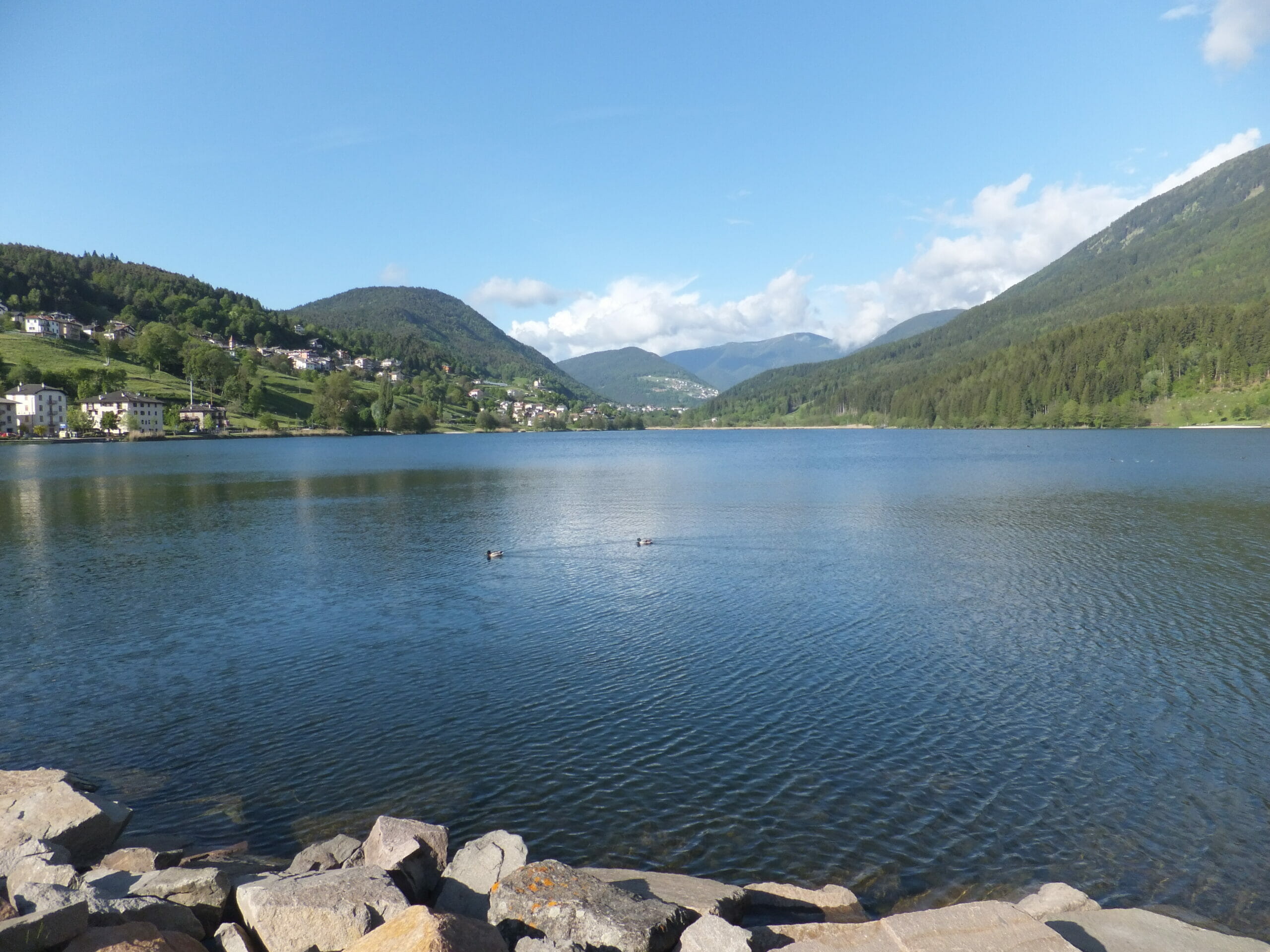 Lago di Serraia-foto da wikipedia