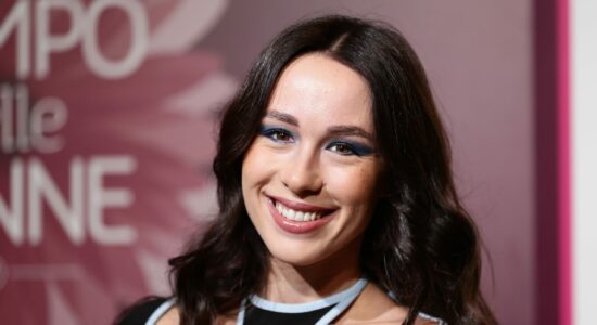 Pelle grassa e acne da adulti-Aurora Ramazzotti-proiezionidiborsa.it
