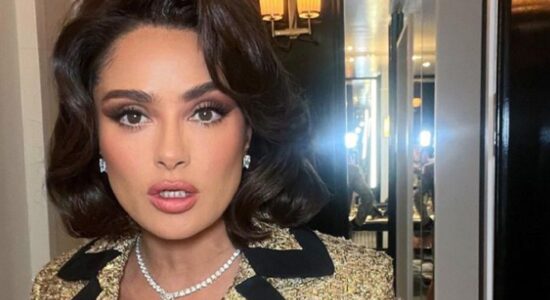 Pelle nuova, giovane ed elastica dopo i 40 anni con l’antica pianta dei Maya- Salma Hayek-foto da Instagram