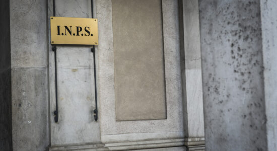 Per 5 anni uno stipendio più alto-Sede INPS-proiezionidiborsa.it