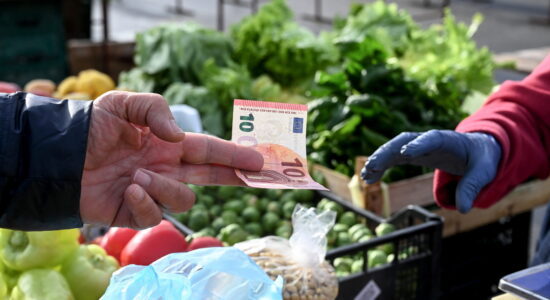 Pronti 500 euro in più all'anno nelle tasche delle famiglie italiane-proiezionidiborsa.it