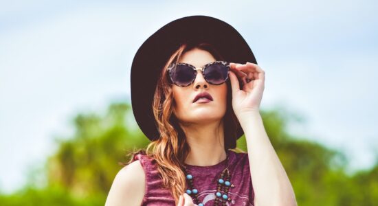 Tutti gli accessori alla moda di quest'estate
