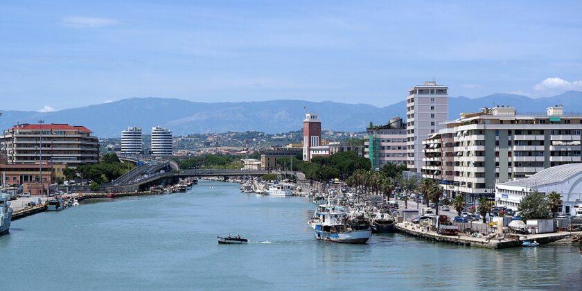 A due passi da Roma una città sul mare ricca di cultura-Pescara-foto da wikipedia