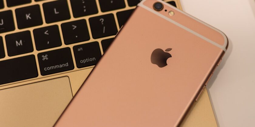 Attenzione alle 2 funzioni che scaricano la batteria dell’iPhone