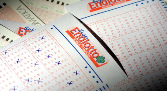 Aumentare le probabilità di vincita al SuperEnalotto-proiezionidiborsa.it