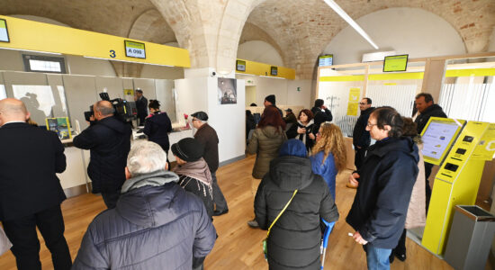Chi ha i soldi alle Poste può guadagnare il 15% in appena 4 anni-proiezionidiborsa.it