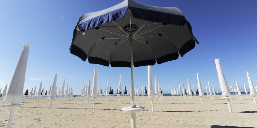 Cifre da capogiro per una giornata al mare-proiezionidiborsa.it