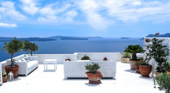 Come arredare un terrazzo trascurato e farne un paradiso fiorito-proiezionidiborsa.it