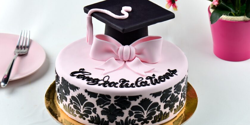 Cosa indossare ad una laurea a luglio-proiezionidiborsa.it