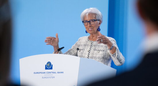Ecco cosa fare dopo il rialzo dei tassi-Christine Lagarde BCE-proiezionidiborsa.it