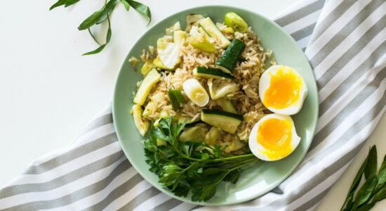 Fare l'insalata di riso perfetta