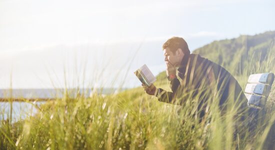 I 5 libri da leggere al mare quest’estate-proiezionidiborsa.it