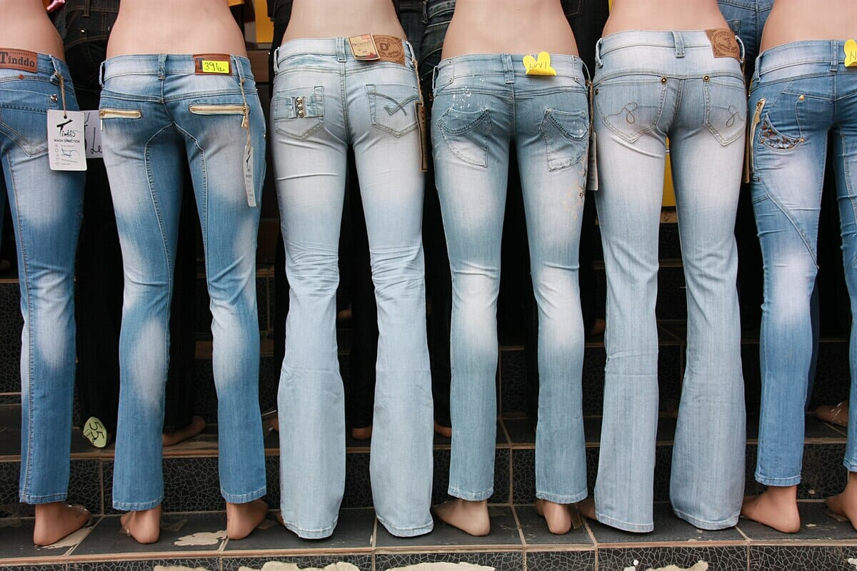 I pantaloni bootcut-foto da wikipedia