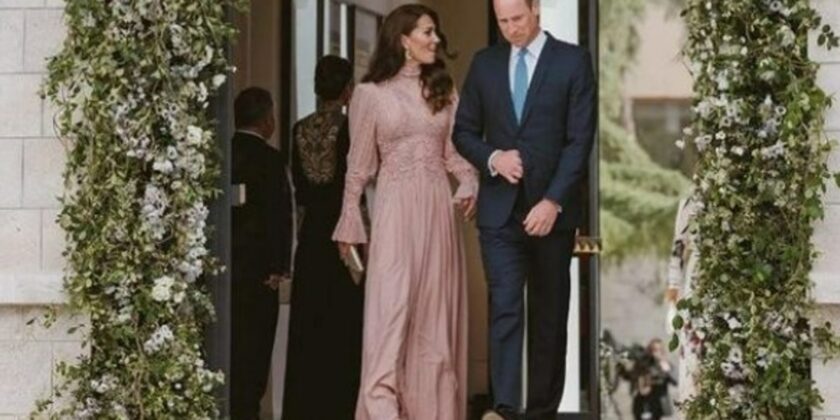 L’abito per un matrimonio è rosa cipria come quello di Kate Middleton